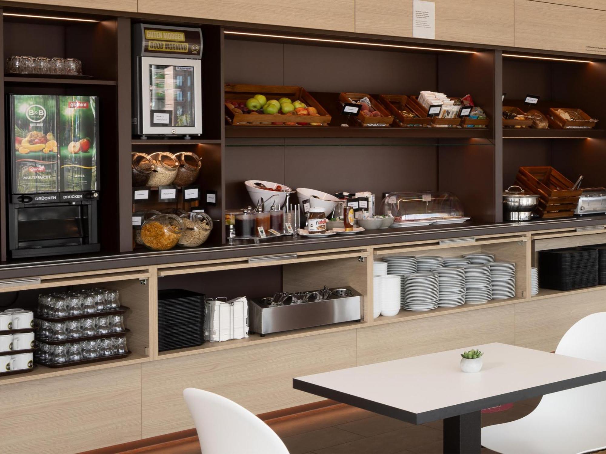 B&B Hotel Kiel-City Dış mekan fotoğraf